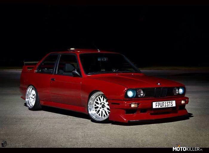 E30 BMW – w krwistym kolorku 