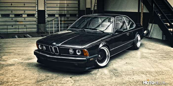 BMW E24 Rekinek – Piękne BMW starszy model Ale do kupienia. Dobrze zrobione przyciąga więcej wzroku niż Nowoczesne sportowe auta. Ale co się dziwić Marka BMW nie jest najtańsza ale na pewno długowieczna i ponadczasowa. 
