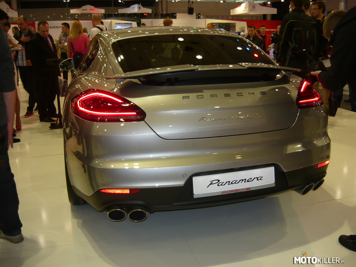 Porsche Panamera – Motor Show 2014 