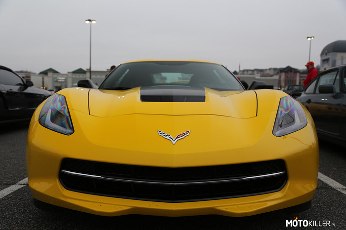Chevrolet Corvette –  