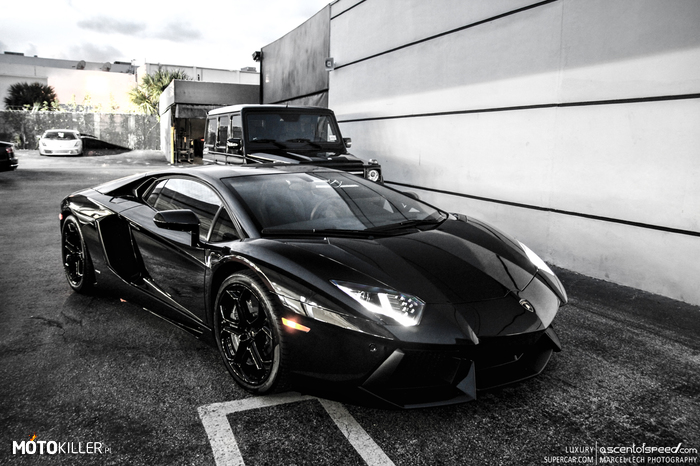 Black Devil – Lamborghini Aventador 
