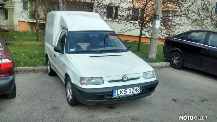 1 samochód – Skoda Felicja pickup 1.3 