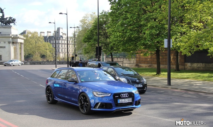 Audi RS6 Avant c7 –  