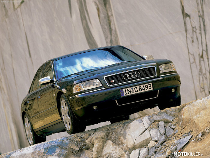 Audi S8 D2 –  