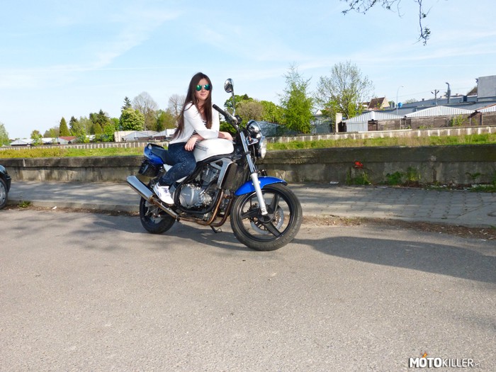 Kobieta i Motocykl – Cudowne połączenie 