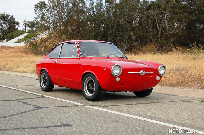 Fiat 850 Sport Coupe 1967 – Ciekawostka: silnik kręcił się w lewą stronę :) 