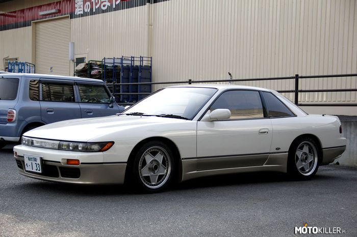 Nissan Silvia S13 – Czysty i zadbany youngtimer z drugiej połowy lat 80. Oryginalny, dwutonowy lakier. 