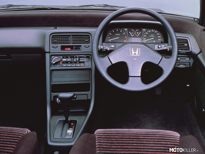 1987 Honda CRX -Ciekawe wnętrza #14 – Ponadczasowe piękno zaklęte w prostych kształtach. 