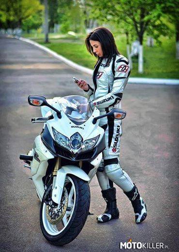 Dziewczyna i Motocykl –  