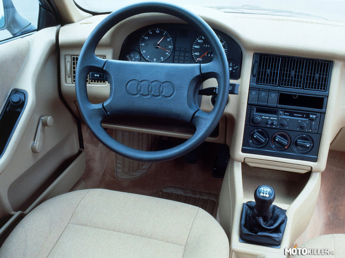 Wnętrza aut &quot;Audi 80&quot; –  