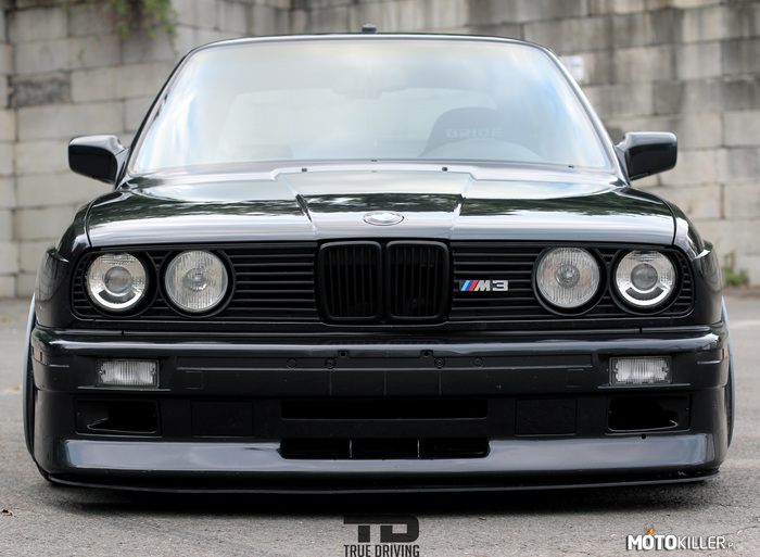 BMW E30 M3 –  
