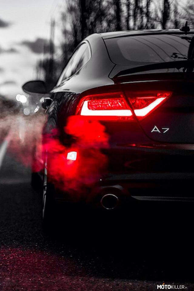 Audi A7 –  