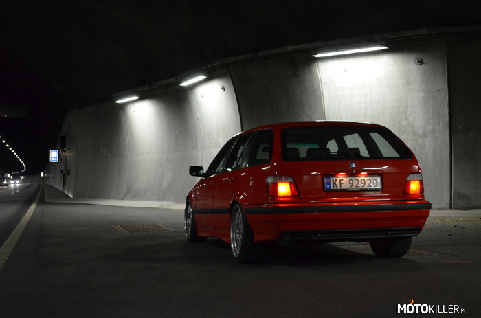 BMW E36 328i touring – Kombi nie musi być nudne! 