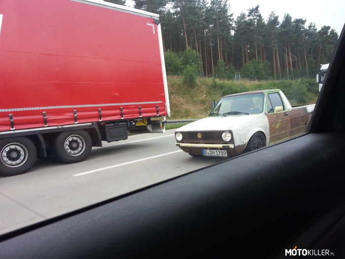 VW Caddy #1 – Spotkany na autostradzie. 