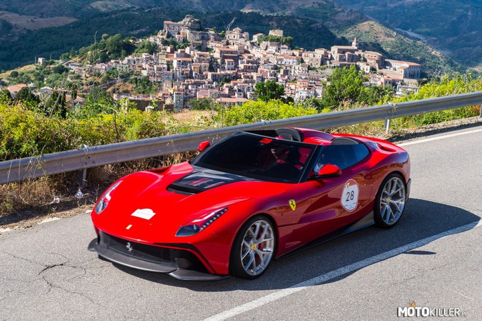 Ferrari F12 TRS –  