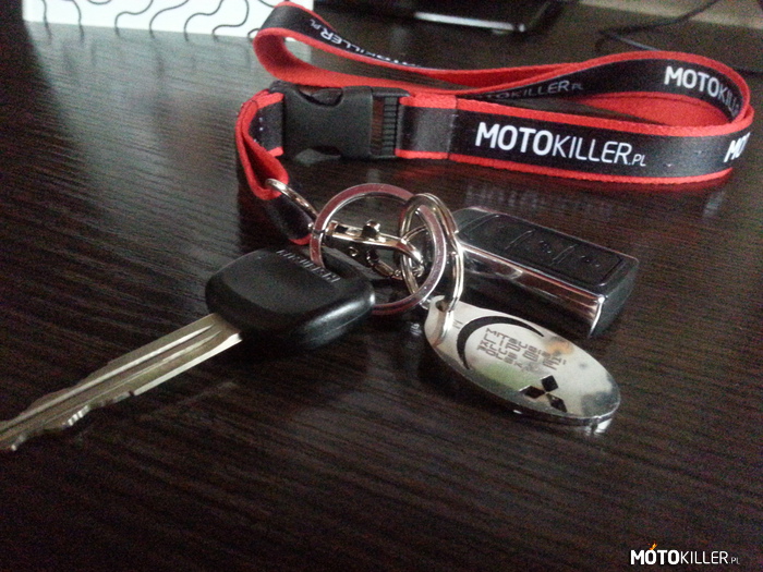 Kluczyki do samochodu – Smycz Motokillera zagościła przy kluczykach. +20 do chęci jazdy autkiem. 