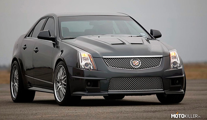 Cadillac CTS-V – 6.2L V8, 566KM, 4.0s 0-100km/h i manualna skrzynia biegów, cóż chcieć więcej? 