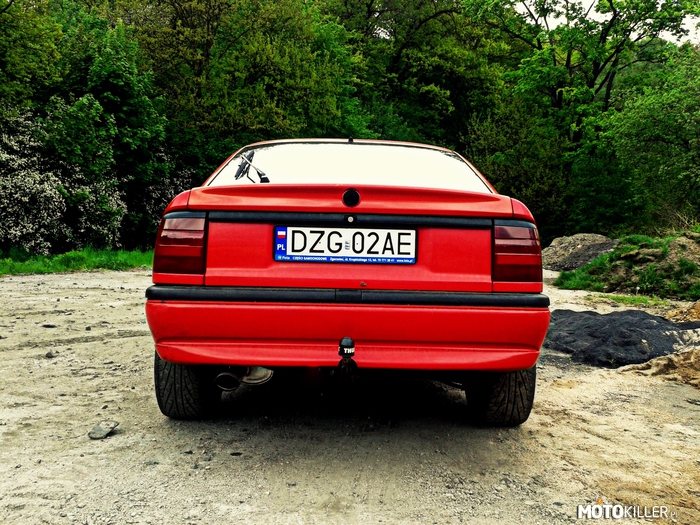 Stara Vectra – Rocznik 1993 (polift), 2.0L, wersja GT. 