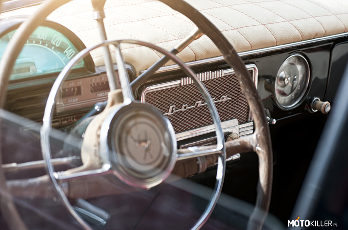 Wołga – Wnętrza starych pojazdów mają ponadczasowy klimat! 
