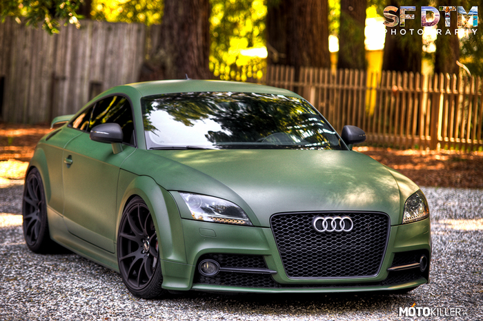 Audi TT Army Green –  