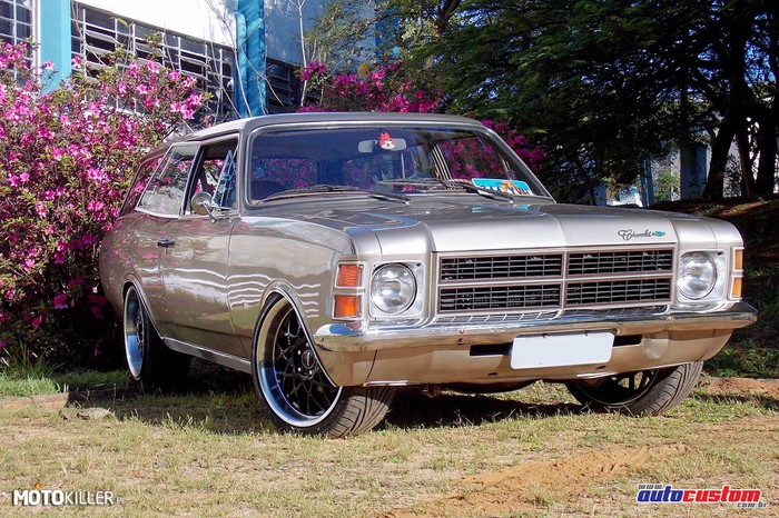 Chevrolet Caravan Comodoro –  