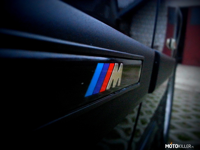 BMW M – Fabryczny pakiet aerodynamiczny M mojego BMW. 