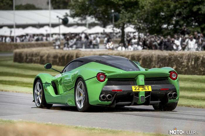La Ferrari – Włoskie, zielone dat ass. 