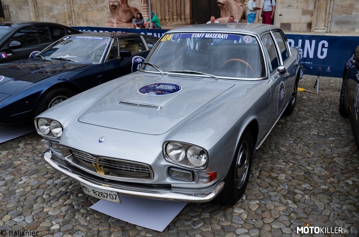 Maserati Quattroporte – pierwsza generacja tej sportowej limuzyny (1963-1970). 