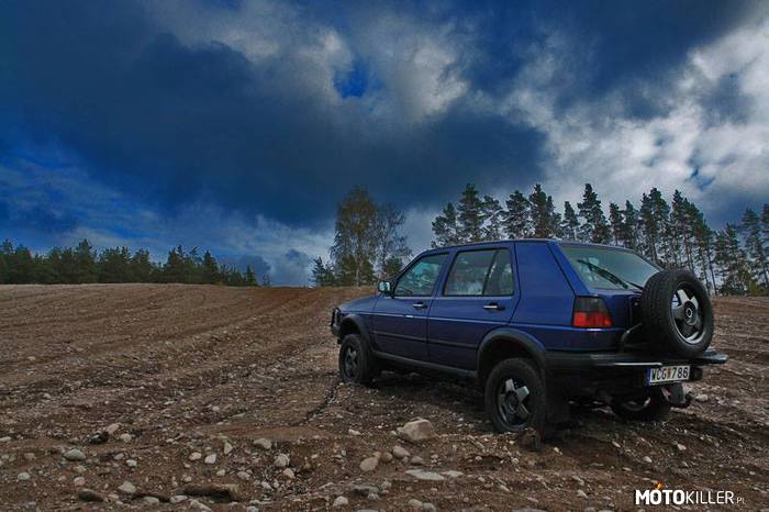 VW Golf Country –  