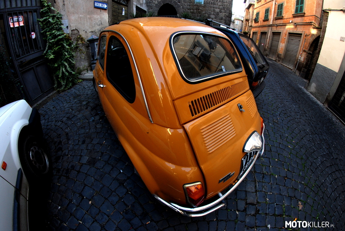 Fiat 500 – Po raz kolejny jeden z moich ulubionych europejskich zabytków. 