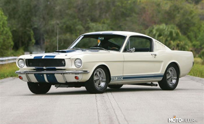 Ford Mustang GT350 –  