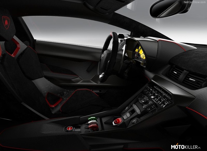 Wnętrze Lamborghini Veneno – To jest wnętrze samochodu czy samolotu? Pełen odjazd. 