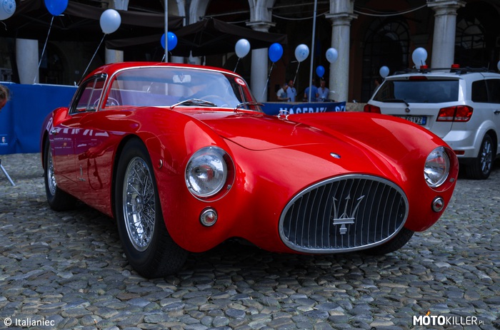 Maserati A6 – A od Alfieri, jeden z braci Maserati; 6 od ilości cylindrów pod maską.

Projekt tego modelu pochodzi z 1947 roku i mimo że marka z trójzębem na masce istniała od 33 lat, ten model może być uważany jako pierwszy Maserati dopuszczony do ruchu publicznego.

Na zdjęciu model A6 GCS z 1953 roku. 