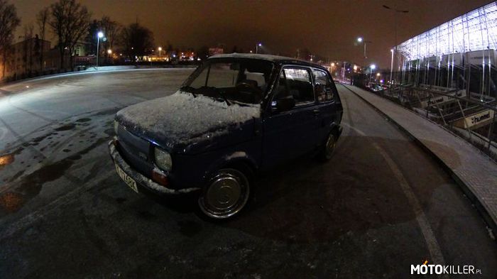 Fiat 126p – W zimowej edycji na &quot;mercedesach&quot;. 