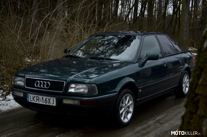 Audi 80 2.6 V6 – Pogoda nie sprzyja, ale umyć autko zawsze warto. 