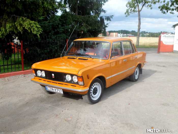 Pomarańczowy "duży" Fiat 125p