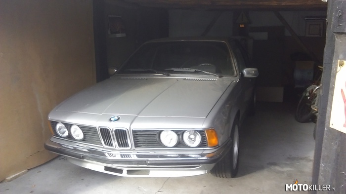 Była cała zimę w garażu, aż miło usłyszeć jej mruczenie – BMW 6 e24 3,5 PB 