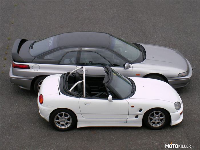 Subaru SVX &amp; Suzuki Cappuccino – Dwa dość unikalne samochody. SVX to grand tourer z 6-cylindrowym boxerem oraz napędem na cztery koła (lub na przód), samochód ten charakteryzuje się między innymi ciekawie rozwiązanymi bocznymi szybami (dzielone). Natomiast Cappuccino to kei car z turbodoładowanym 3-cylindrowym silnikiem (ten sam, który Caterham wykorzystał w swoim modelu) i napędem na tył, ciekawostka - w tym samochodzie można konfigurować dach na cztery sposoby: cały założony, t-top, targa oraz roadster. 