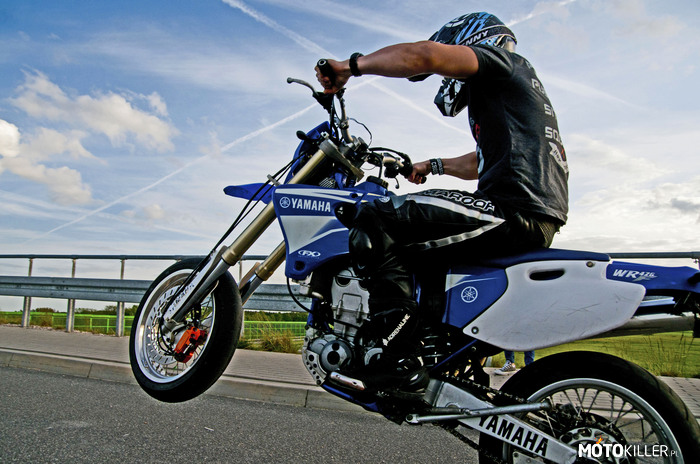Yamaha Wr 426 SM – Kolejne foto z Adrian Bartecki. 