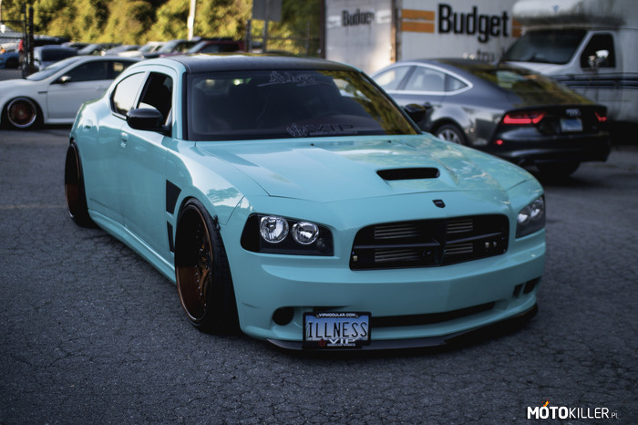 Dodge Charger LX 1G –  