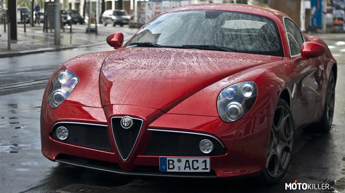 Alfa Romeo 8C Competizione –  
