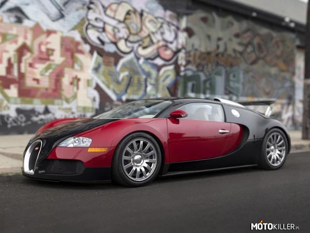 Z serii: Ciekawostki motoryzacyjne VI – Pierwszy egzemplarz Bugatti Veyron na sprzedaż!

Kolekcjonerzy już ostrzą sobie zęby na ten smakowity kąsek. 13 sierpnia odbędzie się aukcja, na którą trafi pierwszy egzemplarz słynnego Bugatti Veyrona, o oznaczeniu &quot;001&quot;.
WIĘCEJ CIEKAWYCH INFORMACJI W ŹRÓDLE. 