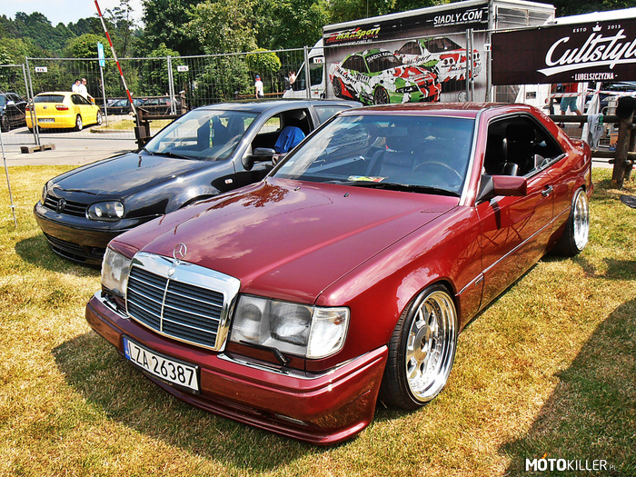Jurassic Cars Party 2015 – Mercedes W124 Coupe 