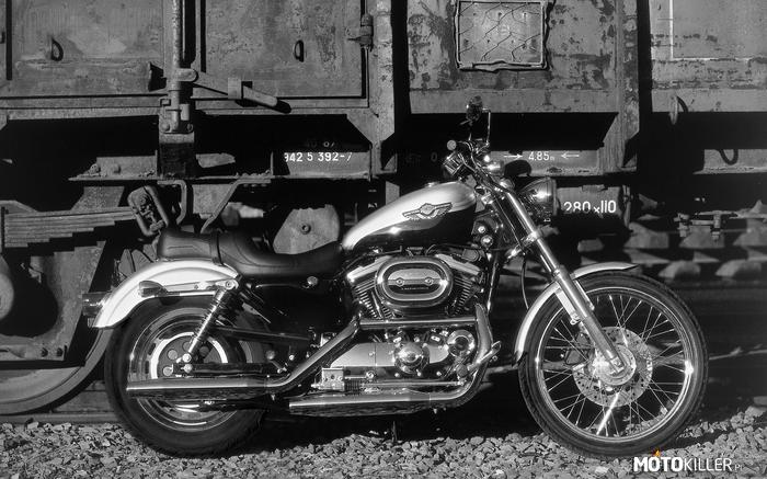Harley-Davidson Sportster XL 1200 –  