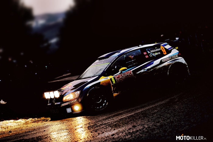 WRC – Piękne zdjęcie nocą. 