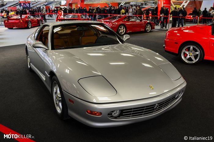 Ferrari 456 GT – Silnik V12 o pojemności 5 474 cm³ generuje 442 KM, czyli nie za dużo i nie za mało. W porównaniu do terazniejszości przyśpieszenie do &quot;setki&quot; w 5.2 sekund wydaje się wiecznością. 
Na bazie tego modelu stworzono Ferrari 456 Venice, jedyne Ferrari z nadwoziem kombi i czteroma drzwiami dopuszczony do ruchu. Powstało 6 egzemplarzy, warte po 1.5 miliona $ każda. 