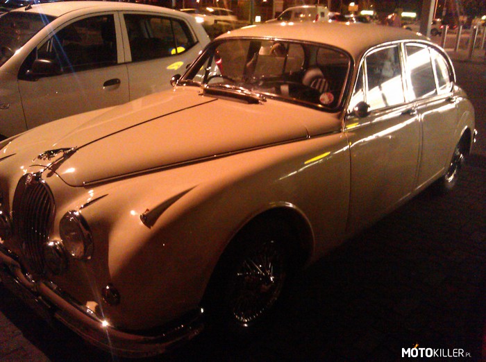 Spotted: Jaguar MK II - Anglia – Spotkany na parkingu LIDL&#039;a, stan idealny. 