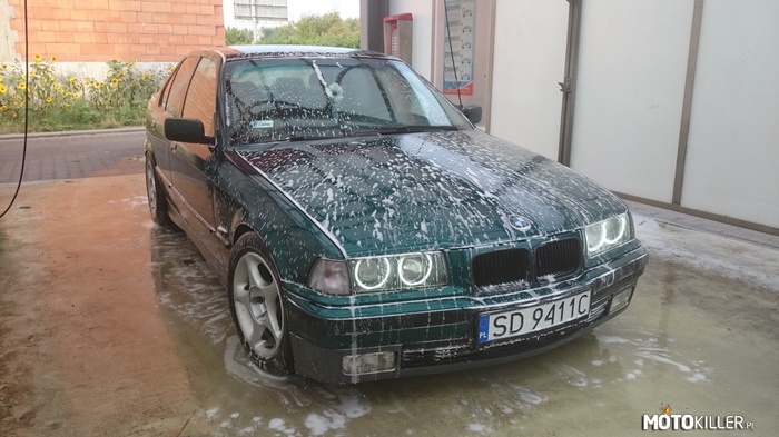 BMW e36 – Moje kochana Bawarka świeżo po kąpieli. 