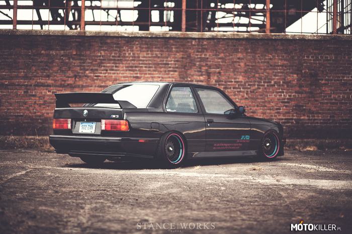 BMW E30 M3 –  