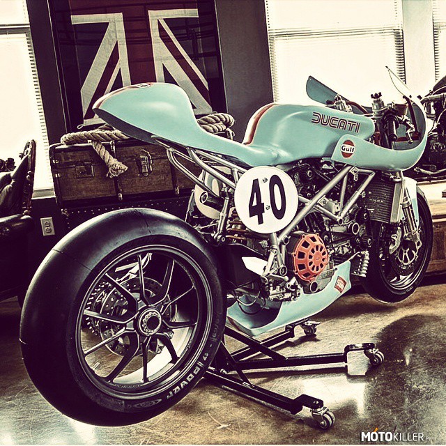 Ducati Classic Sport –  